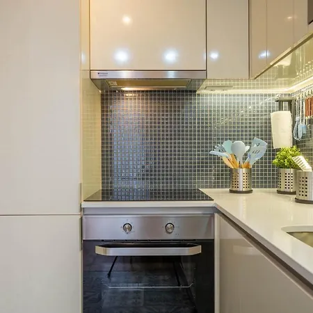 Joao Iv Jewel Retreat By Lovelystay Porto